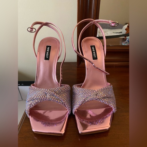 Nine West heels - Picture 3 of 4